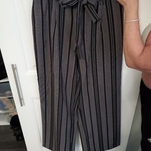 High-waisted gaucho pants